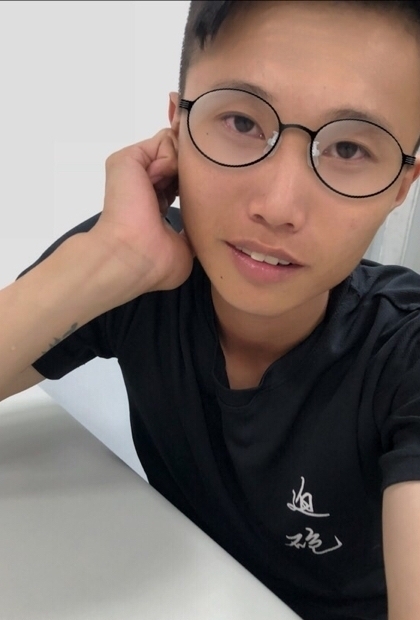 璨名的第一张照片--华安征婚网