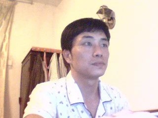 小林的第一张照片--华安征婚网