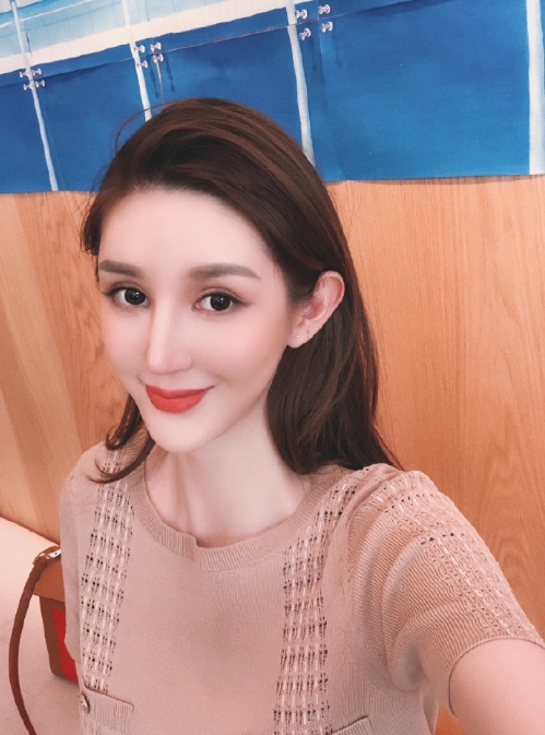 张婉婷的第一张照片--华安征婚网