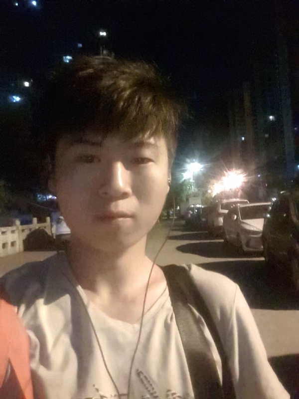 流星的瞬间的第一张照片--华安征婚网