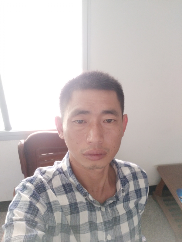 不期而遇的第一张照片--华安征婚网