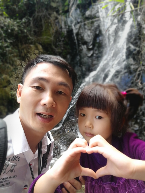 归零的第一张照片--华安征婚网