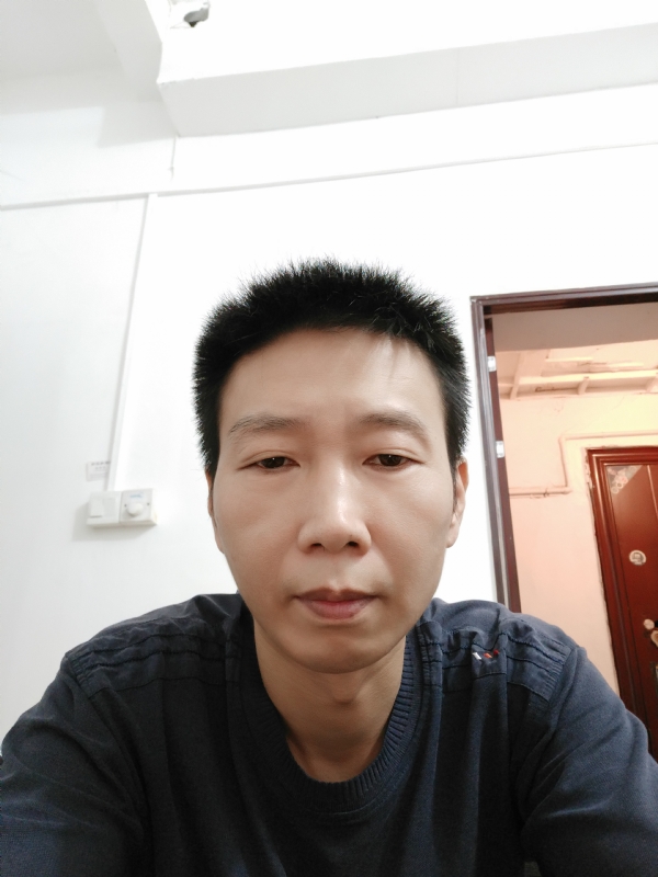 爱依然的第一张照片--华安征婚网