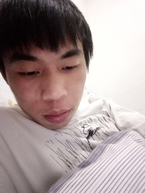 星星的第一张照片--华安征婚网