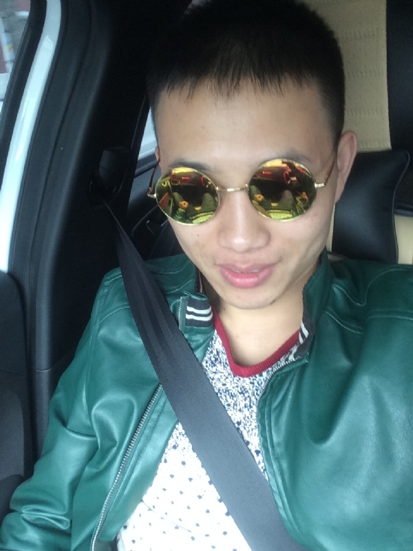 真心对待一个人的第一张照片--华安征婚网