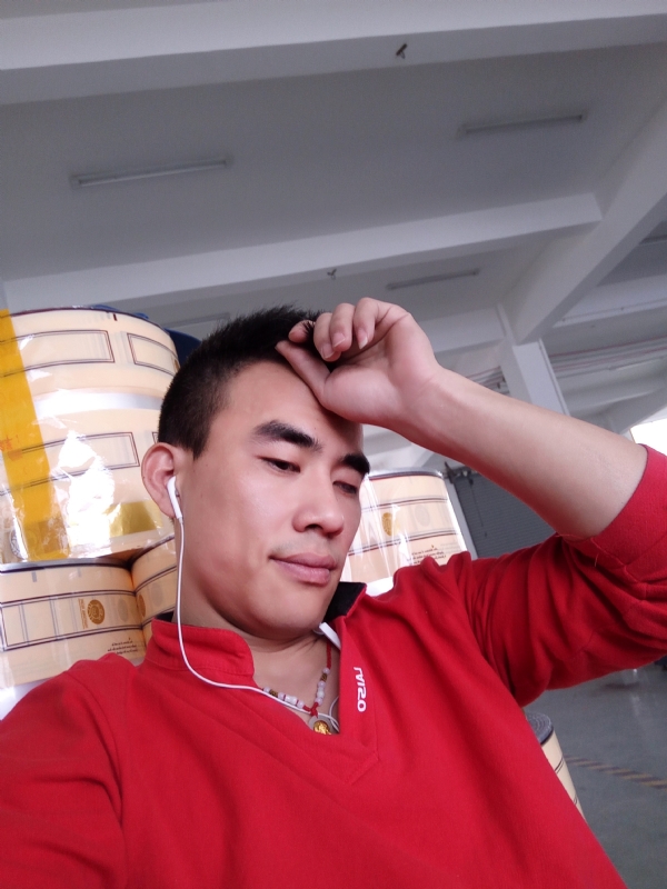 寻唯一的第三张照片--华安征婚网