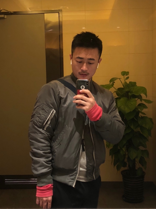 林云海的第一张照片--华安征婚网