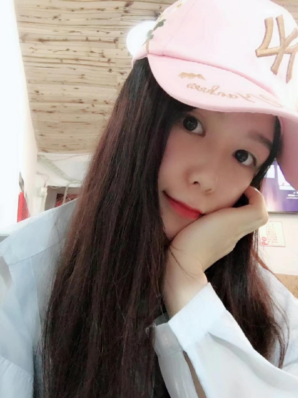 丹丹的第一张照片--华安征婚网
