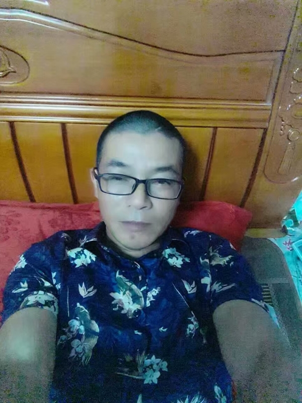 坚信就是你的第一张照片--华安征婚网