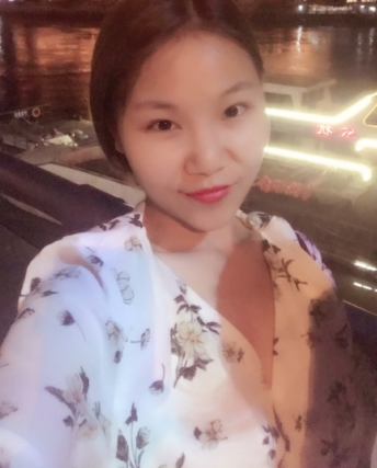 彩儿的第一张照片--华安征婚网