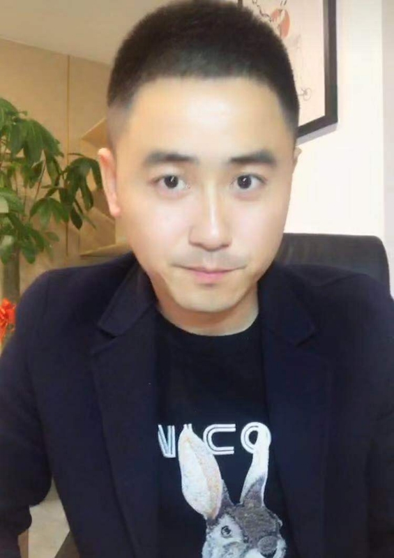 chen的第一张照片--华安征婚网