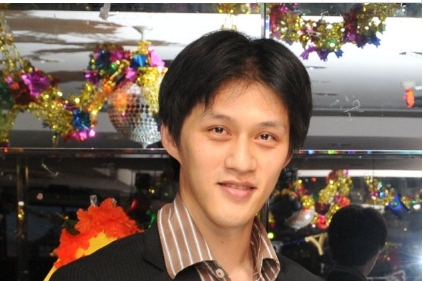 国强的第一张照片--华安征婚网
