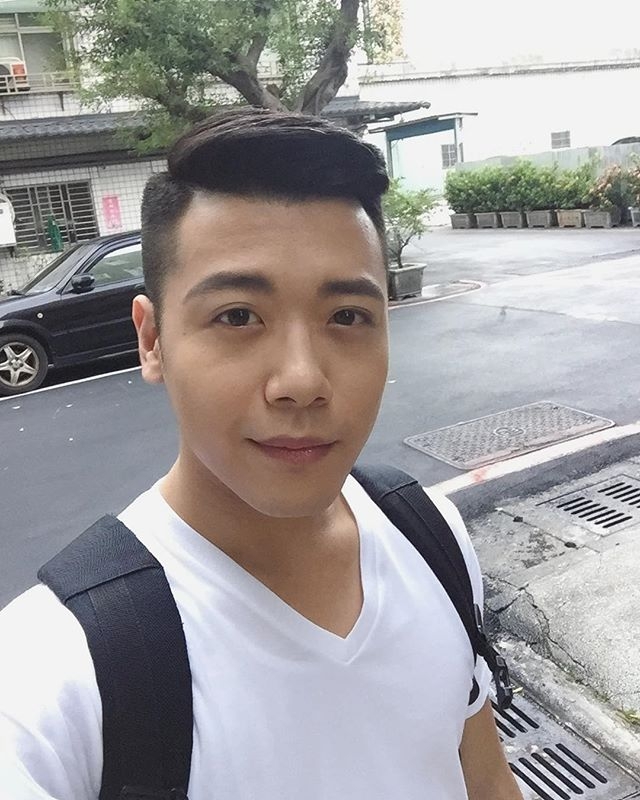 陈俊峰的第四张照片--华安征婚网