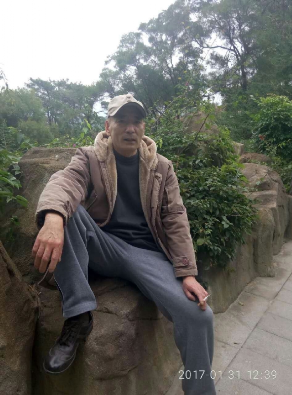 热腾腾的第一张照片--华安征婚网