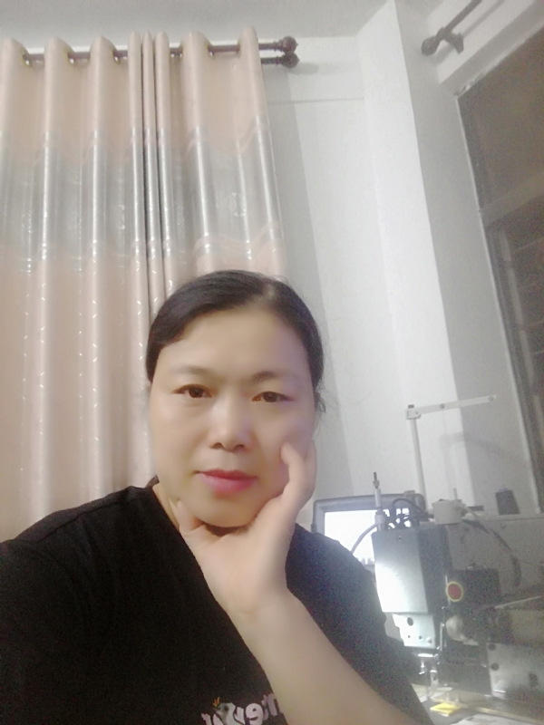 lgx的第一张照片--华安征婚网