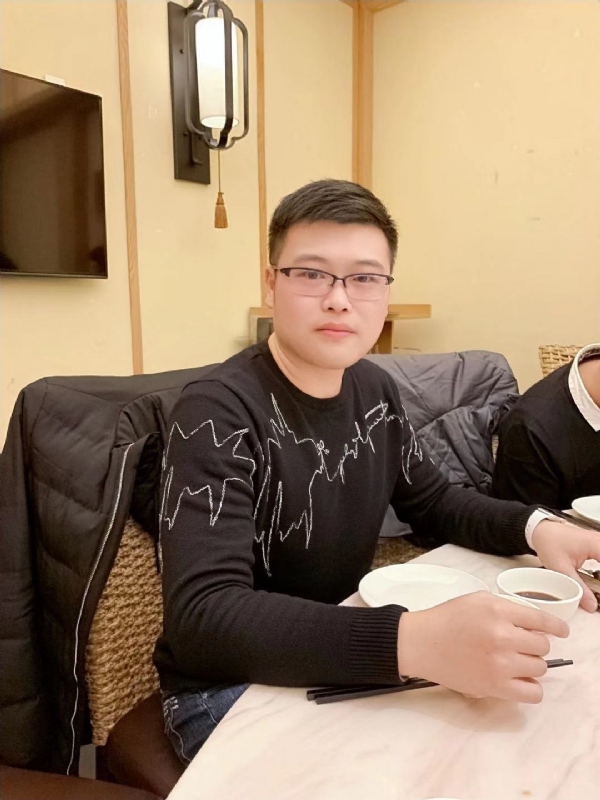 YIDA的第一张照片--华安征婚网