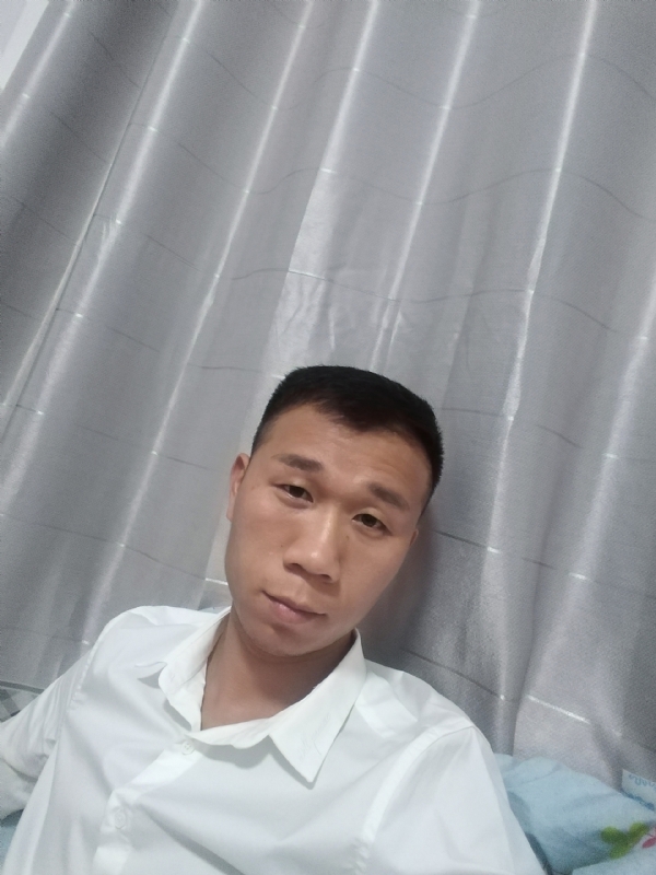不器的第二张照片--华安征婚网