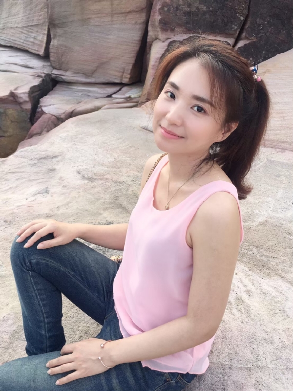 Jane的第二张照片--华安征婚网