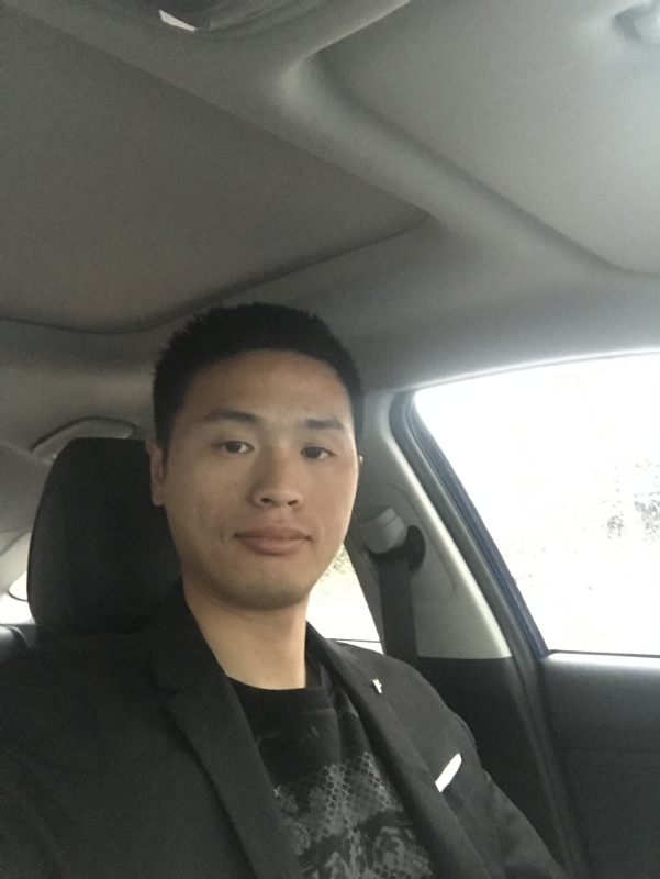 向前走的第一张照片--华安征婚网