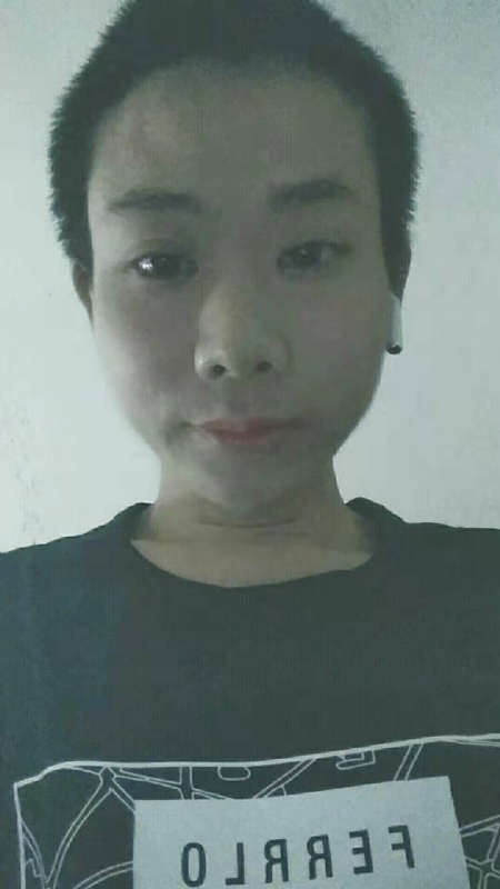 水中月的第一张照片--华安征婚网