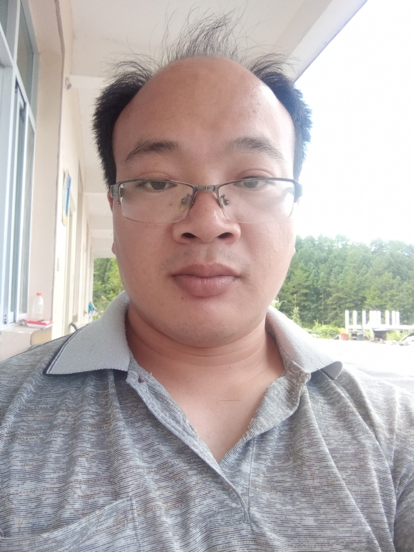 蓝色星空的第一张照片--华安征婚网