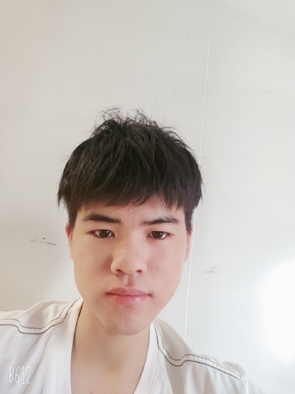 陌离的第一张照片--华安征婚网