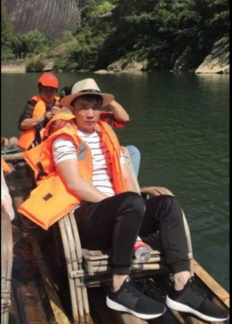 bye的第二张照片--华安征婚网