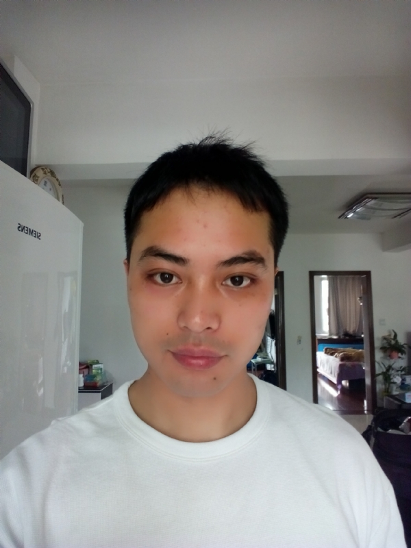 即时我也的第一张照片--华安征婚网
