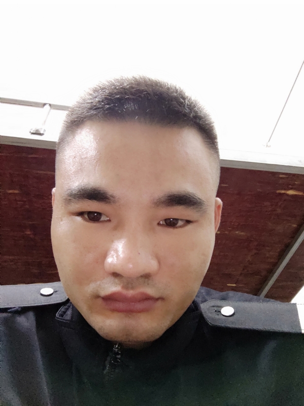 泉的第一张照片--华安征婚网