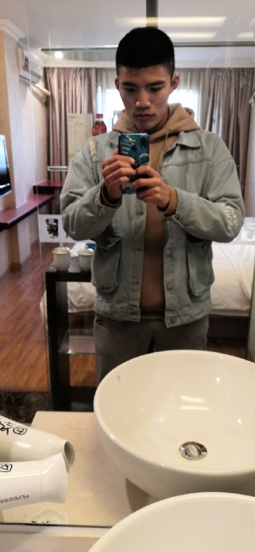 爱上一座陈的第一张照片--华安征婚网