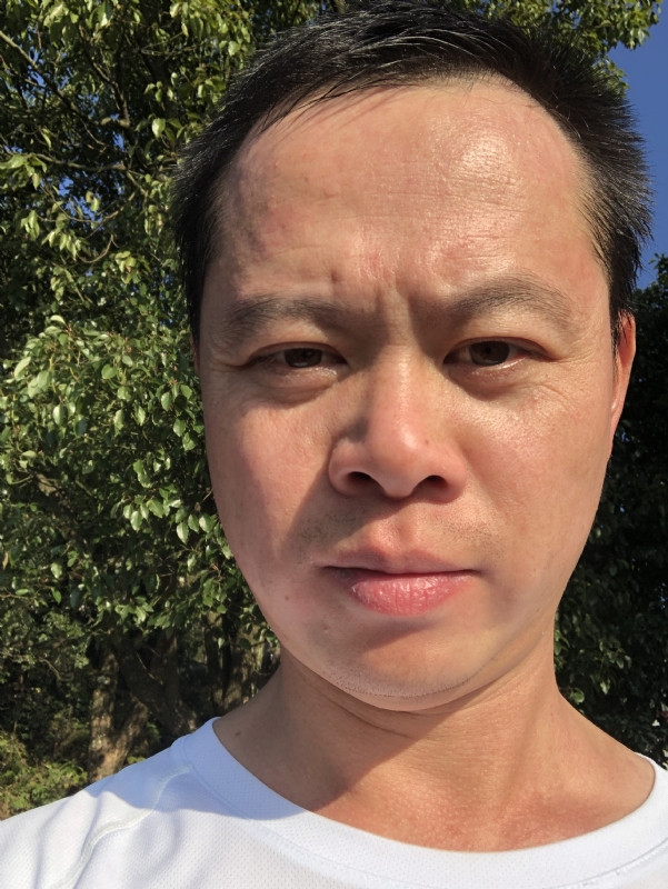 猩猩巨呃的第四张照片--华安征婚网