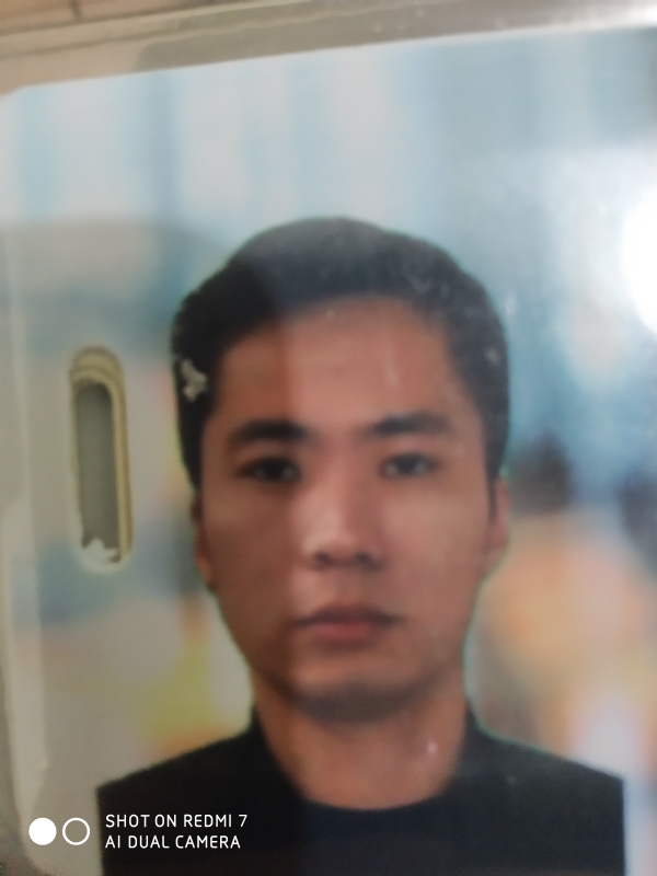 比不感觉的第一张照片--华安征婚网