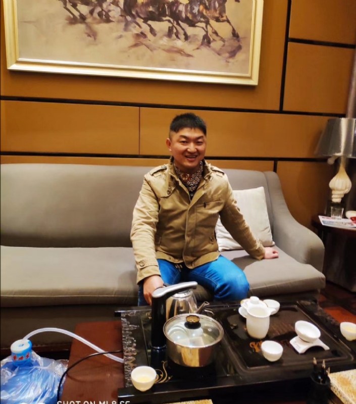 晨曦的第一张照片--华安征婚网