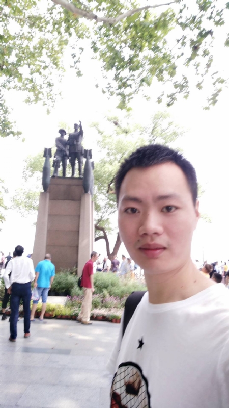 志东的第三张照片--华安征婚网