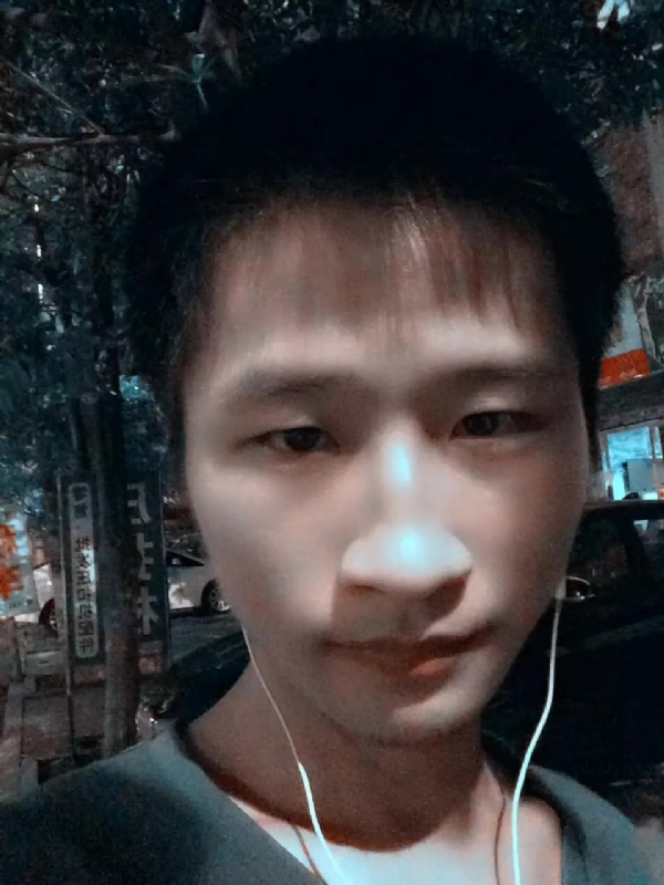 小苏的第二张照片--华安征婚网