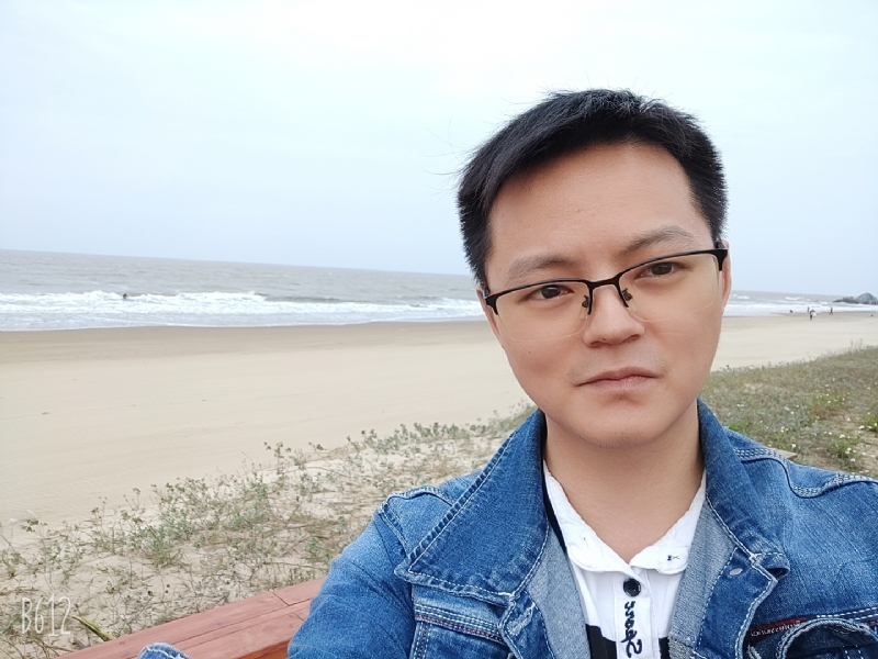 仙人掌的第一张照片--华安征婚网