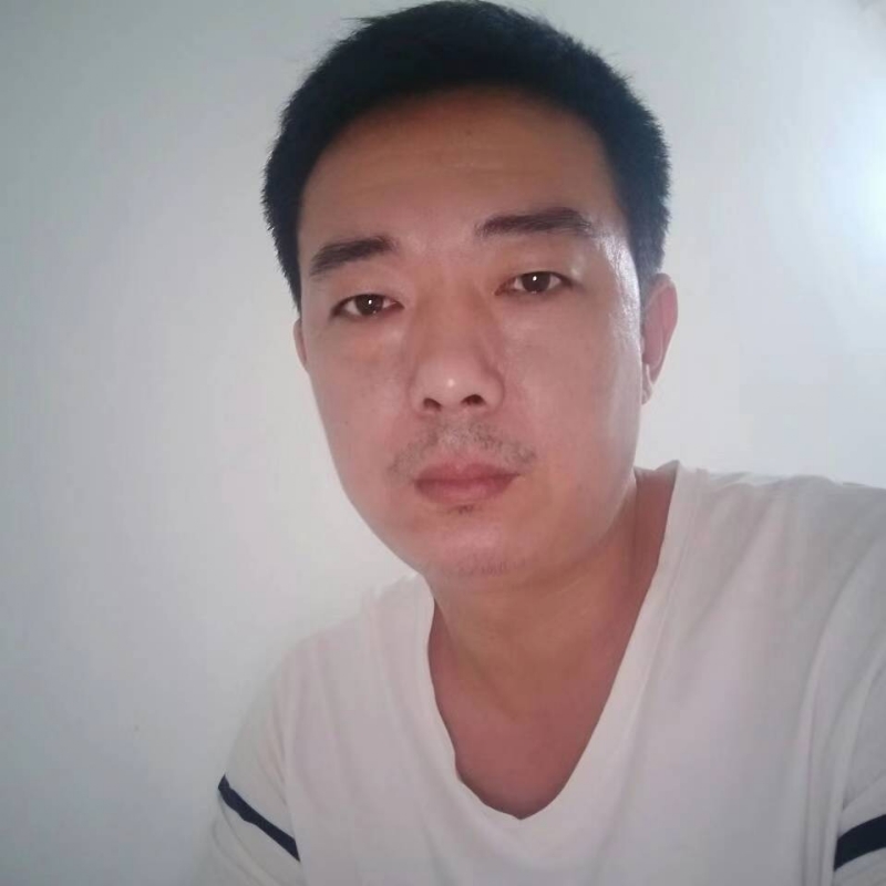王陆群的第一张照片--华安征婚网