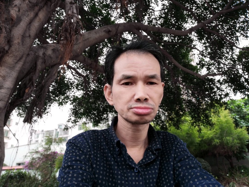谁愿伴奏人生之歌？的第一张照片--华安征婚网