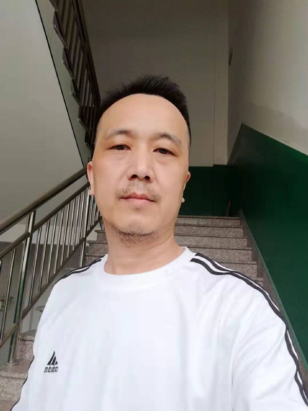 假如风有颜色的第一张照片--华安征婚网