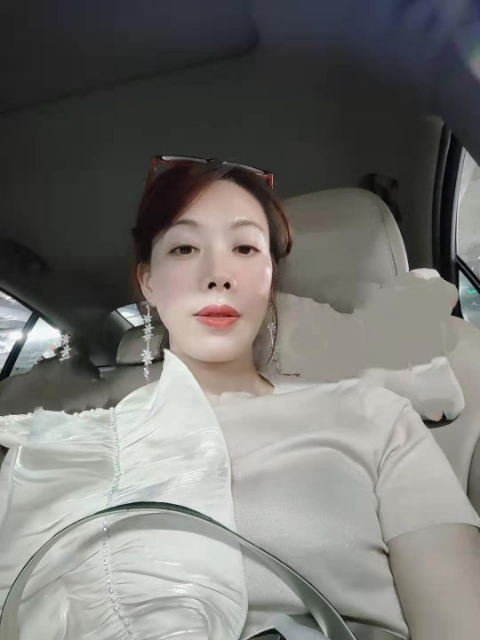 曙光的第一张照片--华安征婚网