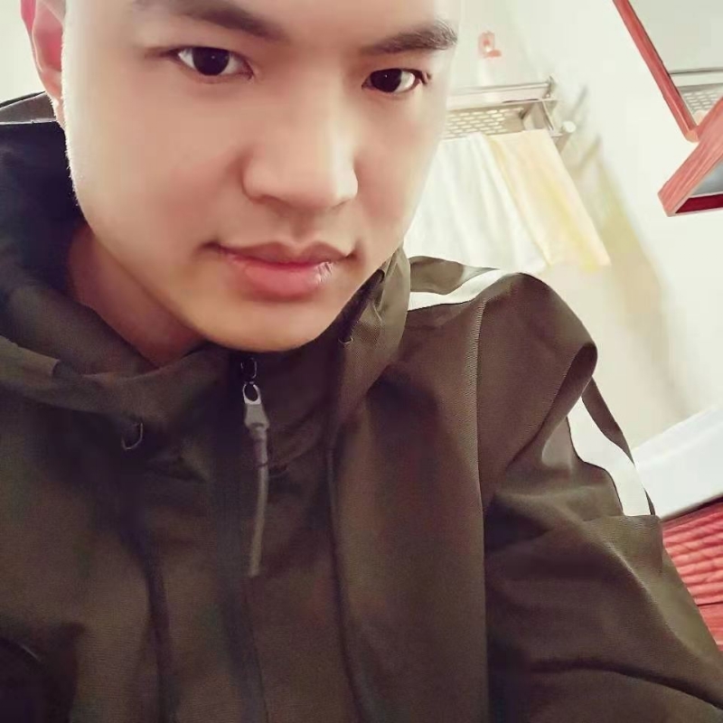 高大上的宅男的第一张照片--华安征婚网