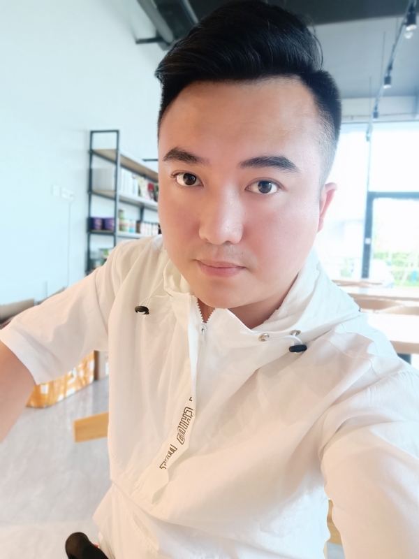 王先生的第一张照片--华安征婚网