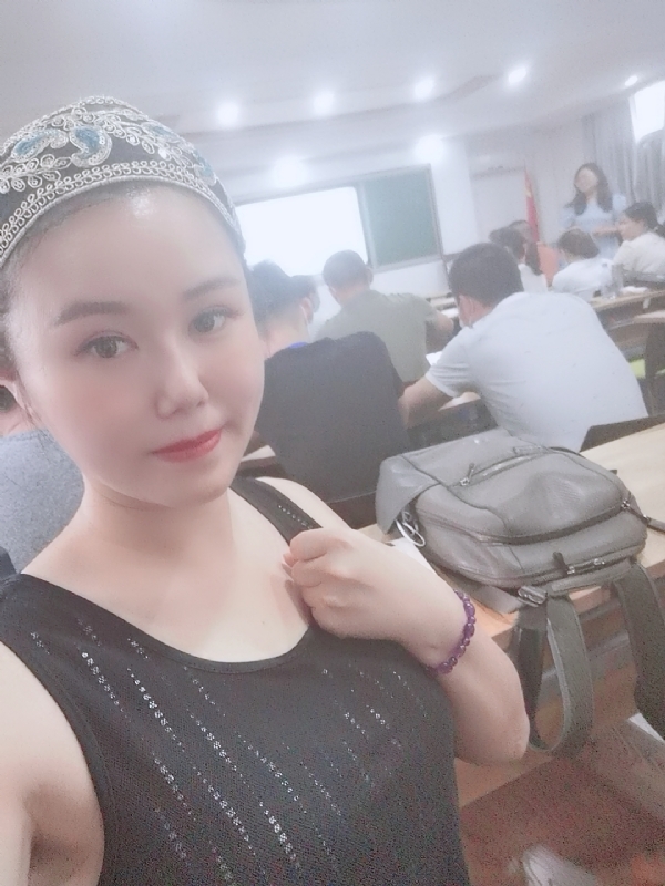 冰欣的第一张照片--华安征婚网
