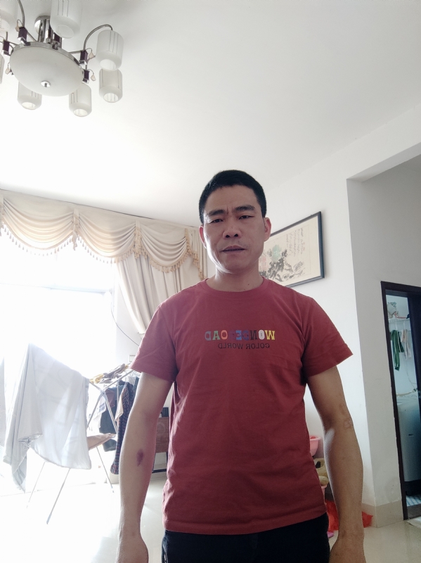 再回首的第二张照片--华安征婚网