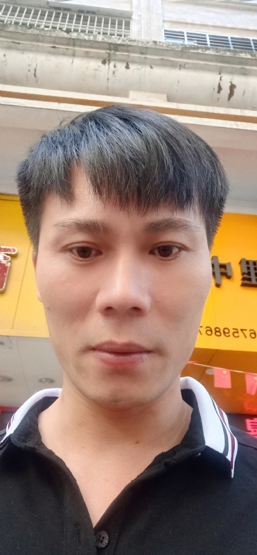 笑看人生的第一张照片--华安征婚网