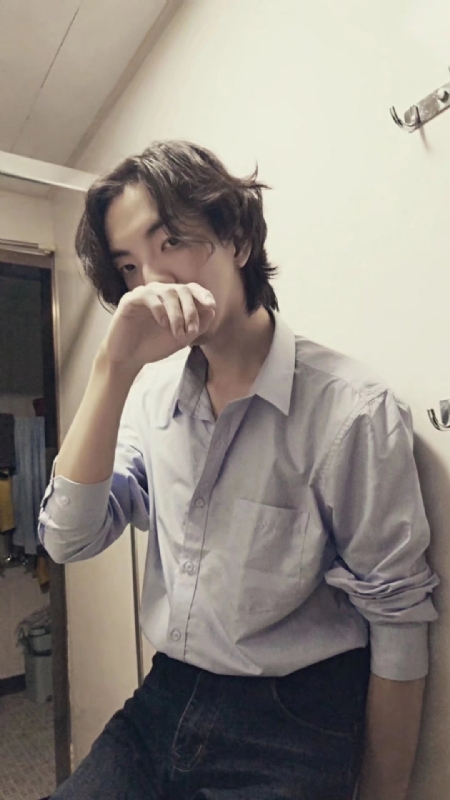 暴走辐射的第一张照片--华安征婚网