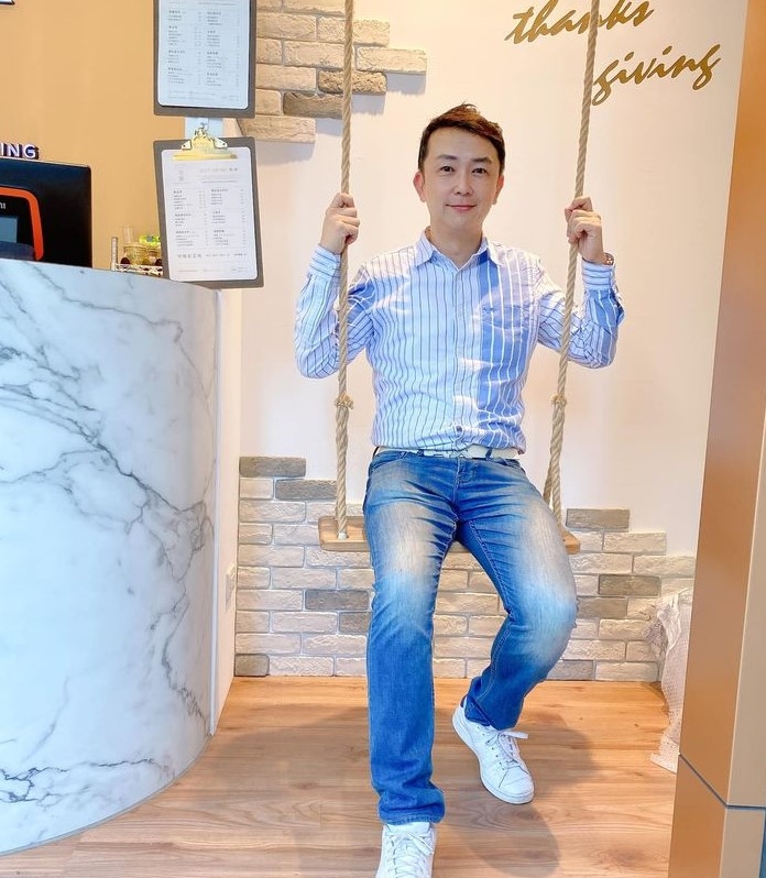陈道明的第四张照片--华安征婚网
