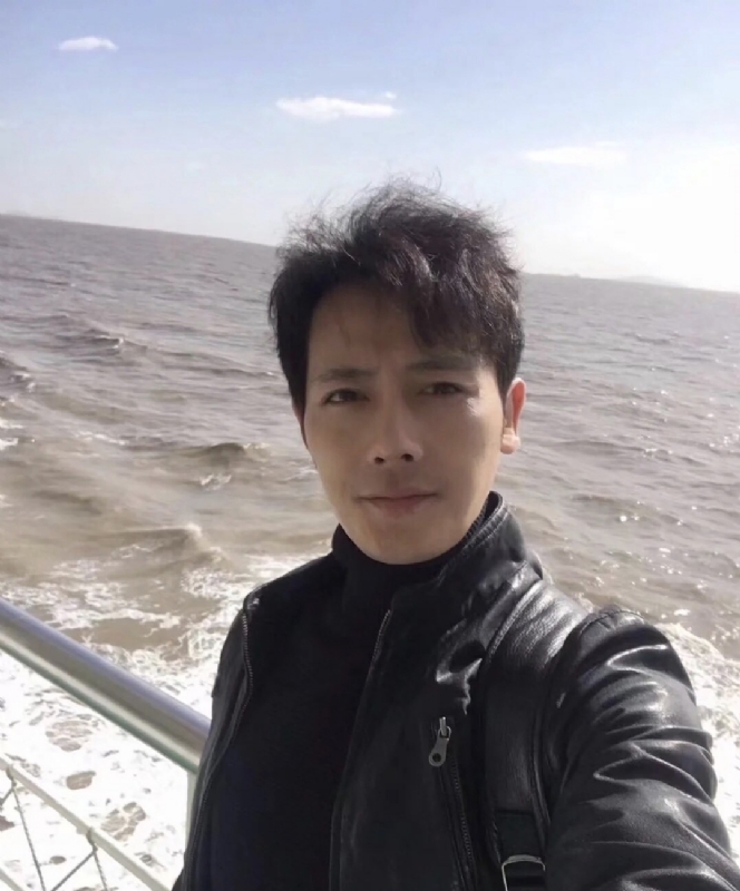 疯狂的小鱼的第一张照片--华安征婚网