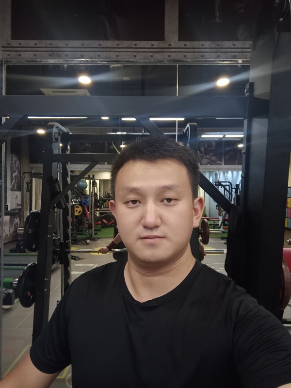 吴痕的第二张照片--华安征婚网