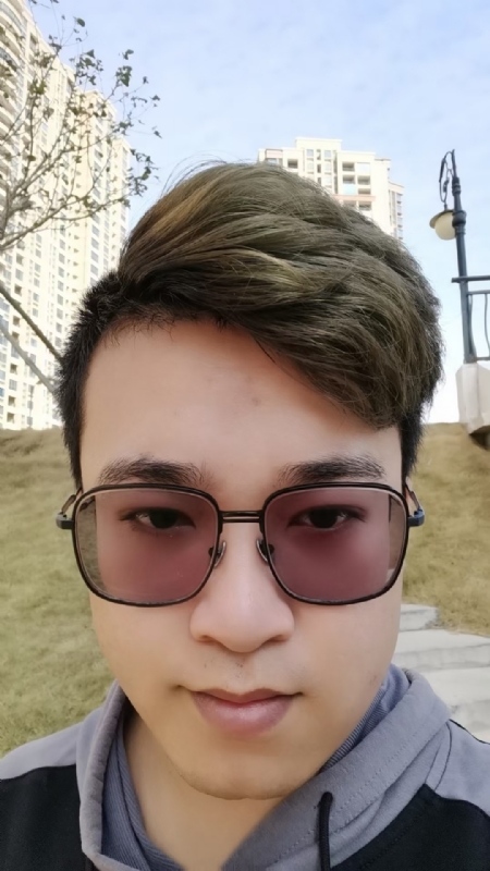 小陈的第一张照片--华安征婚网